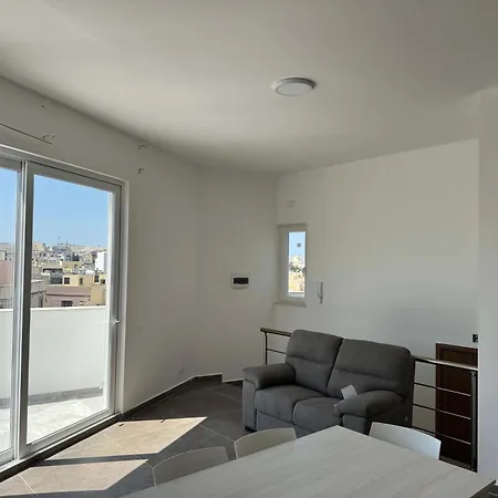 Lejlighed Cozy 1-bedroom Penthouse - By Hostmt Ta' Penza