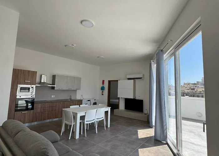 Lägenhet Cozy 1-bedroom Penthouse - By Hostmt